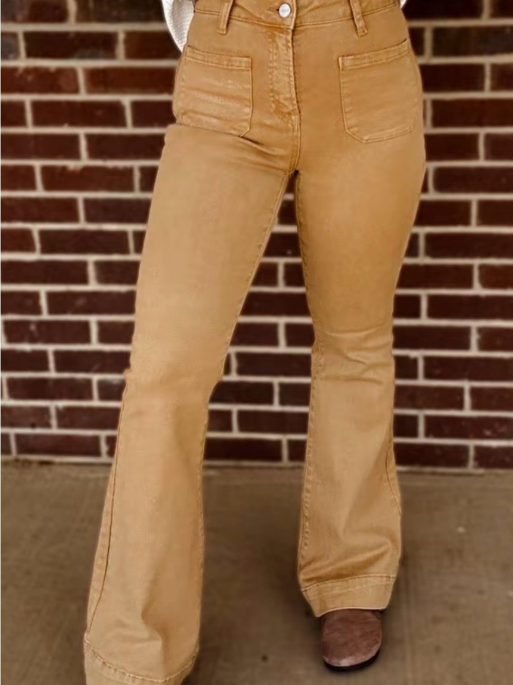 High-Waisted Flare Jeans - Mocha